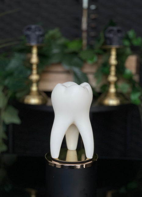 Tooth Candle